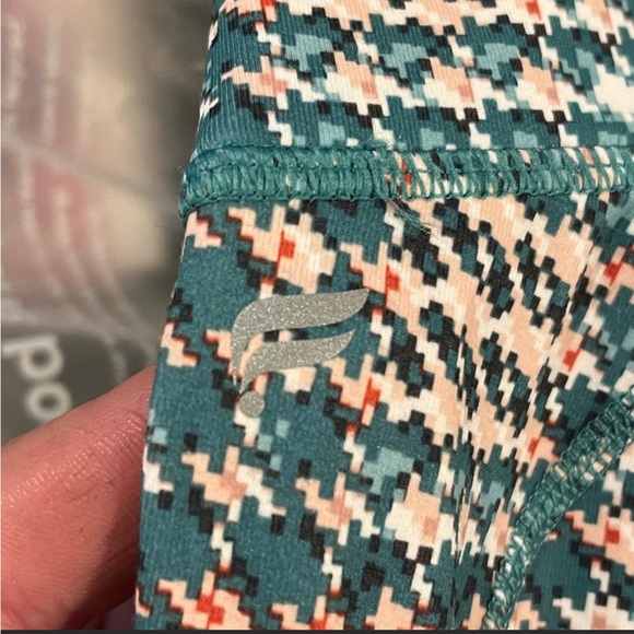 Fabletics Define waisted, 7/8 Leggings - Picture 4 of 7